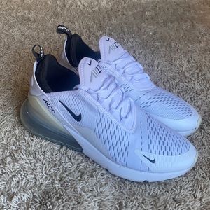 MENS Nike Air 270 /white Size 11.5